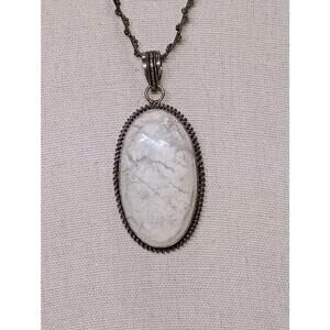 Vtg Native American Howlite and Sterling Silver Navajo Pendant